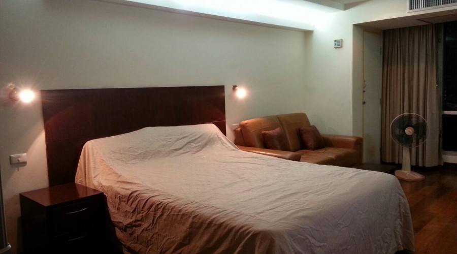 For Rent The Trendy คอนโด เดอะ เทรนดี้ Sukhumvit 13 (35sqm for rent) 15000 THB fullyfurnished
