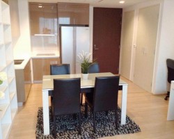 Siri At Sukhumvit Condo (2bedrooms) 70sqm 60000 THB/ 1xth Floor