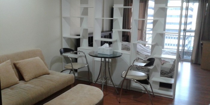 for rent/เช่า Studio Grand Parkview Asoke แกรนด์พาร์ควิว อโศก 35sqm fullyfurnished 18,000/month – Nice Balcony