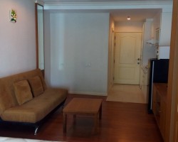 ขายถูกกว่าตลาด แกรนด์ พาร์ควิว อโศก 33.6ตร.ม. 1นอน กั้นห้อง 3,400,000 บาท โอนคนละครึ่ง สนใจซื้อ tel.089-660-1552