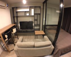 (204)Condo Maestro Ruamrudee For Rent 1BED 1BATH (4th Floor) 18000THB คอนโดให้เช่า อยู่ซอยร่วมฤดี ห้องโมเดิน สวยมาก ​