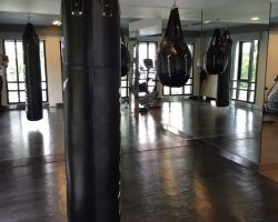 (204)Condo Maestro Ruamrudee For Rent 1BED 1BATH (4th Floor) 18000THB คอนโดให้เช่า อยู่ซอยร่วมฤดี ห้องโมเดิน สวยมาก ​