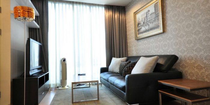 (210) ขาย​ และหรือให้เช่า​ คอนโดThe Alcove Thonglo soi10 1BED 1BATH 11th Fl., คอนโดขาย​ 44ตรม. ดิอัลโคฟ ทองหล่อซอย10 ทะลุถนนเอกมัย แต่งสวย เฟอร์ครบ