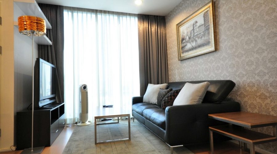 (210) ขาย​ และหรือให้เช่า​ คอนโดThe Alcove Thonglo soi10 1BED 1BATH 11th Fl., คอนโดขาย​ 44ตรม. ดิอัลโคฟ ทองหล่อซอย10 ทะลุถนนเอกมัย แต่งสวย เฟอร์ครบ