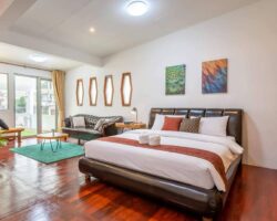 ให้เช่า บ้านเดี่ยวแต่งหรู​ Single House For​ Rent 4BED/4BATH 110 Sq.wa (บีทีเอส​ เพลินจิต)​ + with Jaccuzzi pool