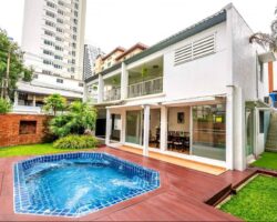 ให้เช่า บ้านเดี่ยวแต่งหรู​ Single House For​ Rent 4BED/4BATH 110 Sq.wa (บีทีเอส​ เพลินจิต)​ + with Jaccuzzi pool
