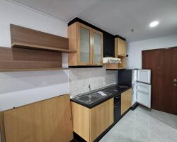 ให้เช่า สุขุมวิท สวีท พื้นที่ 41ตรม แอร์ 2ตัว รีโนเวทห้องใหม่ 15000บ. BTSนานา สุขุมวิท13 codeเช่า-ST24S21K66