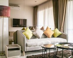 (RENT) 38000thb- Life One wirelessไลฟ์ วัน ไวร์เลส (เพลินจิต) 2BED/2BATH เฟอร์ครบ ,no. L1BRQ2B