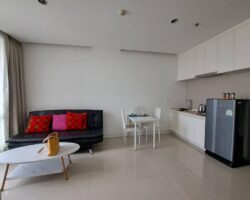 เช่า/Rent คอนโด TC Green Rama9 ตึกA ชั้น29 ขนาด 43 ตรม. Agent post + 66 0896601552 (ID111U88)