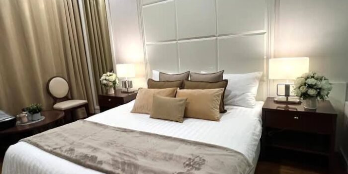 ขาย ด่วน!! คอนโด The Address Chidlom ราคา 8,300,000 บาท (145,614 บ./ตร.ม.) ยูร่าเรียลเอสเตรท AC855U99