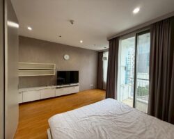 ให้เช่า Villa Ratchatewi ชั้น14 กั้นห้องมีประตู ราคา 20,000 บ. Tel. 0896601552 รหัส AG333U2